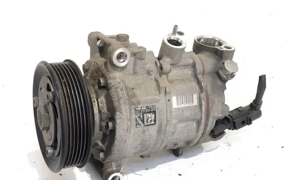 Volkswagen Golf VII Air conditioning (A/C) compressor (pump) 5Q0820803F