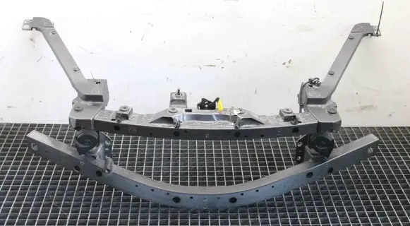 Maserati Quattroporte Radiator support slam panel