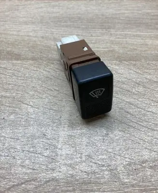 Subaru Forester SF Windscreen/window heater switch 