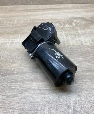 Audi A6 S6 C5 4B Wiper motor 0390241140