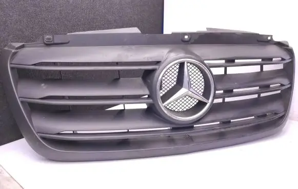 Mercedes-Benz Sprinter W907 W910 Front grill A9108852600 18Y575WH1