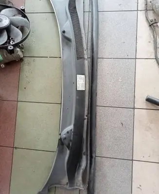 Opel Corsa D Wiper trim 13203618 600002190 488000100