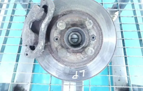 Renault Kangoo I Front wheel hub spindle knuckle IMPRK1075401