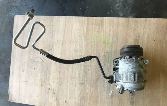 BMW X3 E83 Air conditioning (A/C) compressor (pump) 7SBU16C