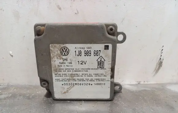 Volkswagen PASSAT B5 Airbag control unit/module 1J0909607