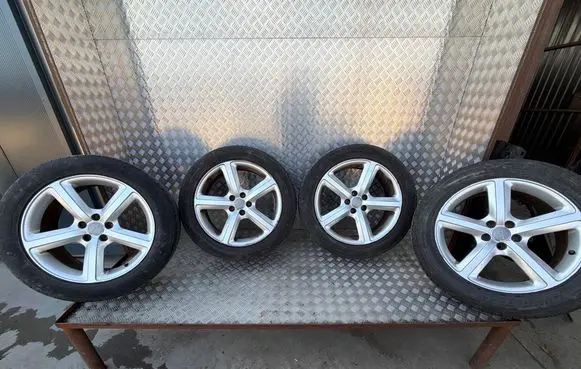 Audi Q5 SQ5 R19 alloy rim 8R0601025L