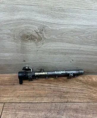 Mercedes-Benz CLS C219 Fuel main line pipe A64207004957002