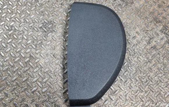 Dashboard side end trim