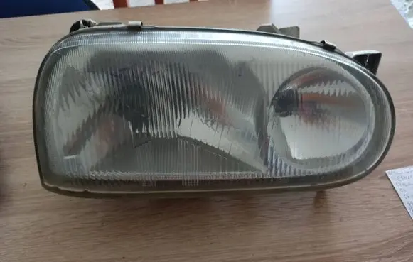 Volkswagen Golf III Headlight/headlamp 1397400R