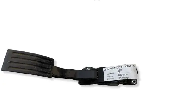 Ford Focus Accelerator throttle pedal EV619F836AA