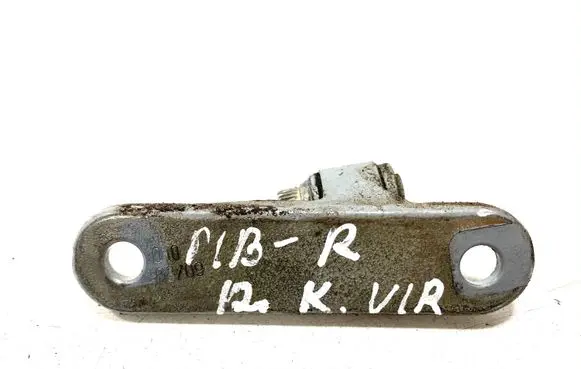Mercedes-Benz R W251 Front door upper hinge L146L