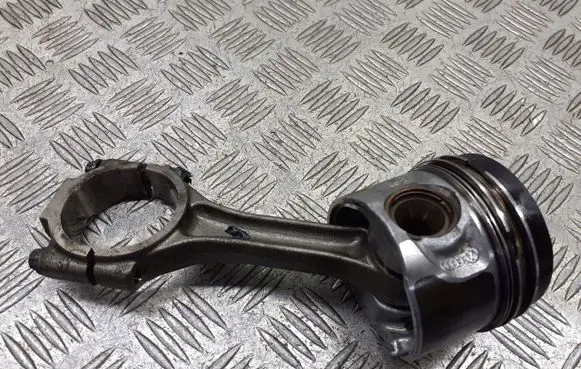 Audi A6 Allroad C6 Piston 