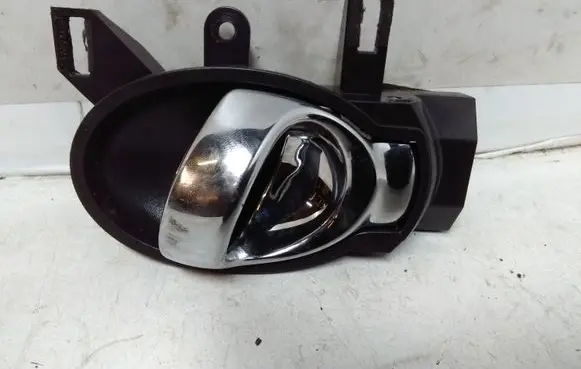 Front door interior handle