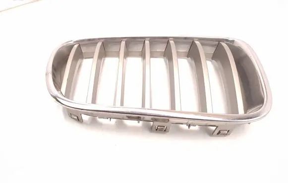 BMW X3 F25 Front bumper upper radiator grill 7210726 7237422