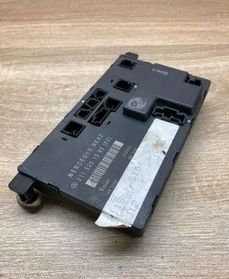 Mercedes-Benz E W211 Door control unit/module 2118201585 355554