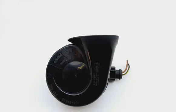 Audi A4 S4 B6 8E 8H Horn signal 8E0951223