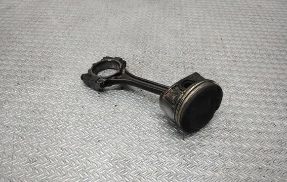 Subaru Justy Piston with connecting rod