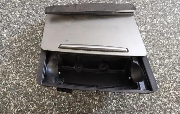 Audi A6 S6 C6 4F Ashtray (front) 4F1857951C