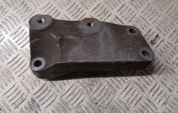 Opel Corsa E Gearbox mounting bracket 13381848