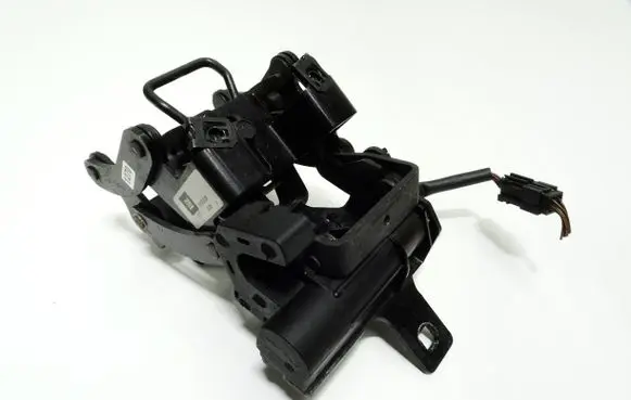 Opel Astra H Tailgate/trunk/boot lock/catch/latch 13197820