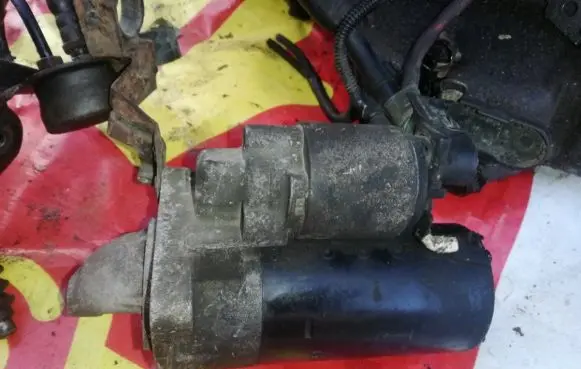 Alfa Romeo 166 Starter motor
