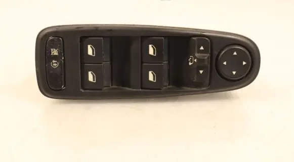 Citroen C4 I Picasso Electric window control switch 96639383ZD