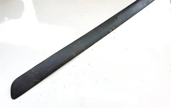 Toyota Yaris Front door trim (molding) pz415b252000 pz415-b2520-00