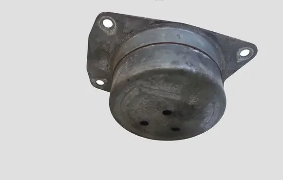 Opel Insignia A Engine mount bracket 13227734
