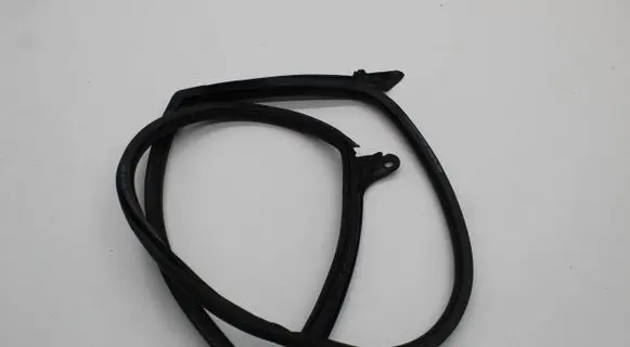 Audi A7 S7 4K8 Rear door rubber seal (on body) 4K8833708