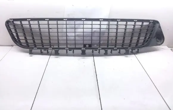 Opel Vectra C Front bumper lower grill 1300588 905500002