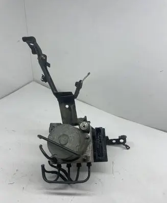 Subaru Legacy ABS Pump 476L2180903085