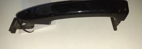 Volkswagen PASSAT B6 Front door exterior handle 3C0837205