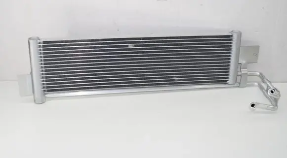 BMW M4 G82 G83 Transmission/gearbox oil cooler 17118095284 8095284
