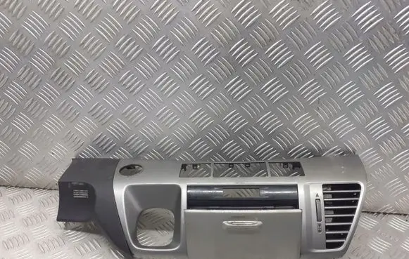 Honda FR-V Radio/GPS head unit trim 77265-SJD-G010