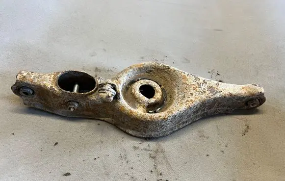 Peugeot 4007 Rear upper control arm/wishbone 