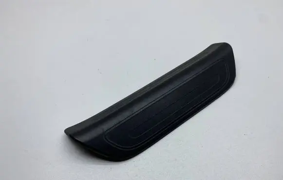 Audi Q3 8U Rear sill trim cover 8U0853375 8U0853375A