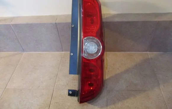 Opel Combo D Rear/tail lights