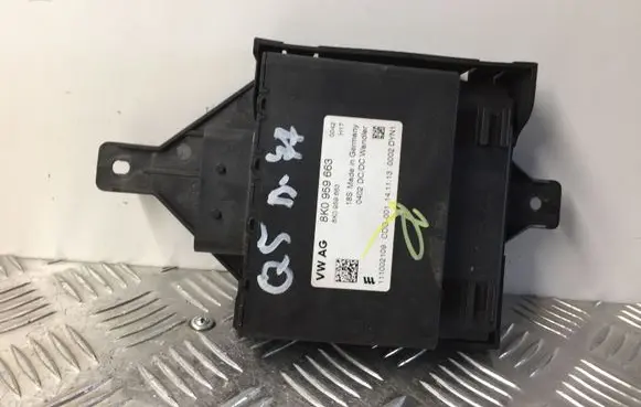 Audi Q5 SQ5 Voltage converter/converter module 8K0959663