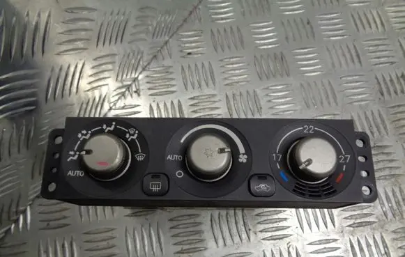 Mitsubishi Lancer Interior fan control switch 