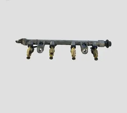 Hyundai Tucson JM Fuel main line pipe