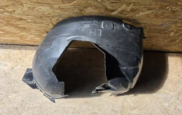 Volvo S90, V90 Front wheel arch liner splash guards 31694671