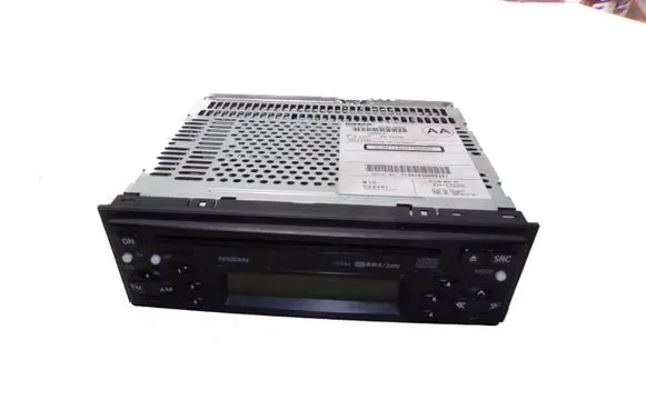 Nissan Pathfinder R51 Radio/CD/DVD/GPS head unit 28185EB320