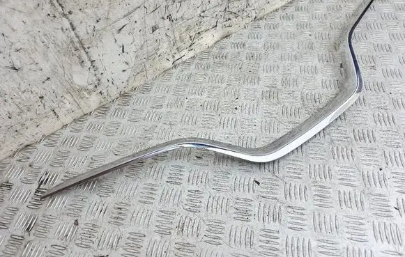 Front bumper upper radiator grill