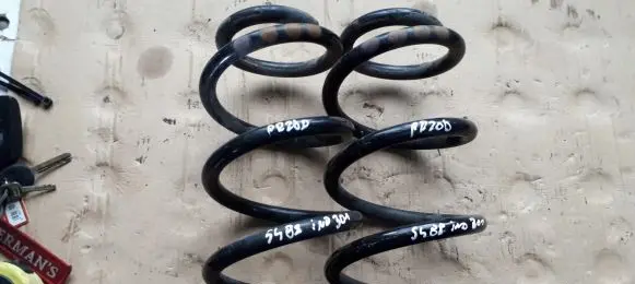 Audi A4 S4 B8 8K Front coil spring