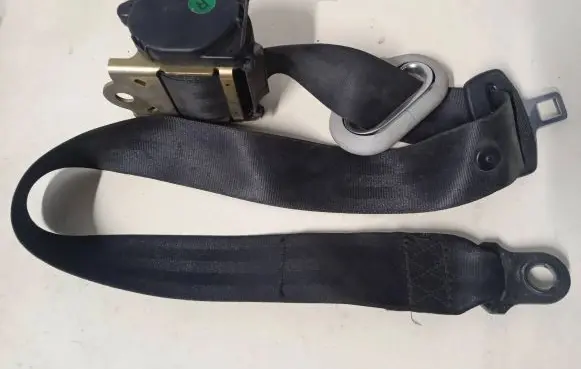 Volkswagen Sharan Rear seatbelt 7M3857812
