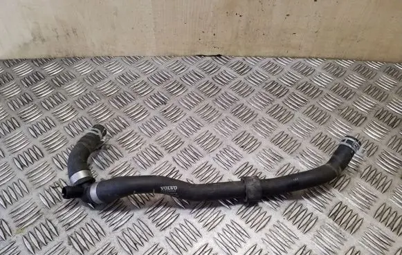 Volvo XC90 Engine coolant pipe/hose 32222657