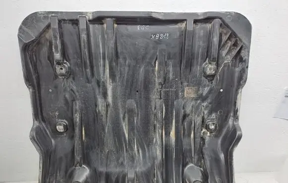 Mercedes-Benz EQC Pickup box liner A2935241900