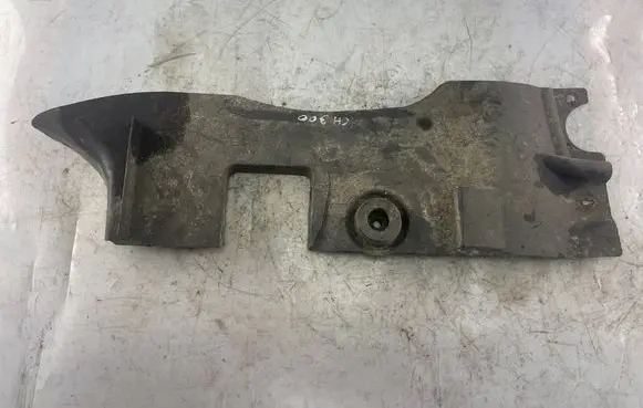 Chrysler 300 - 300C Side bottom protection 04780809ad