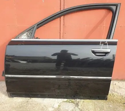 Audi A8 S8 D3 4E Front door