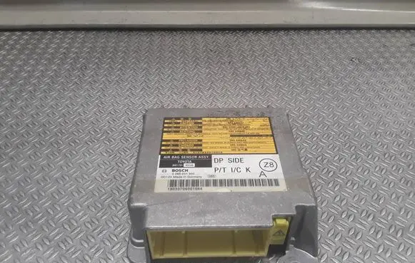 Lexus IS 220D-250-350 Airbag control unit/module 8917053100 0285001903